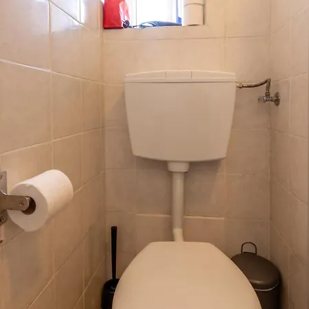 Casa Dos Mastros * Lisbon