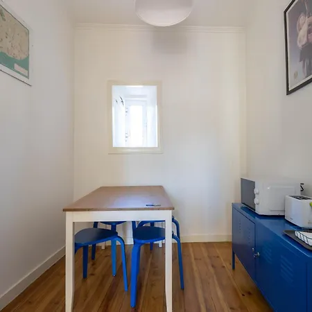 Casa Dos Mastros * Lisbon